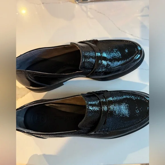 Paul Green Black Flats Modern Penny Loafers